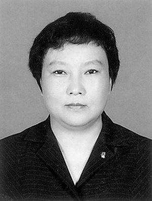 昆明红会原副会长涉贪受审 买袜子用公款报销